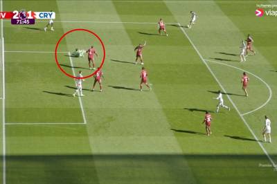 Reagerer på kontroversielt mål