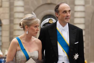 Den belgiske kongefamilien kommer til prinsesse Astrids gravferd