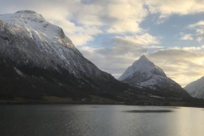 Redningsaksjon etter båtkantring