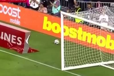 2-0: Lionel Messi, Argentina
