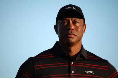 Tiger Woods tar grep etter bilulykken
