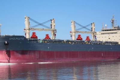 Skip fra Russland driver utenfor Norge