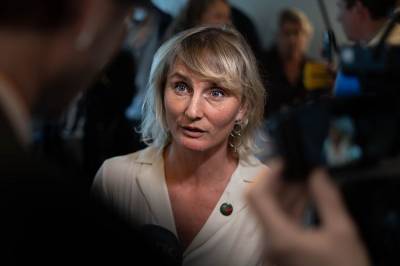 Vil gå etter bankene: – De tar inn så mye de kan