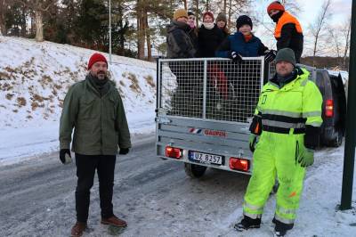 Henter 100 juletrær: – Gøyere enn å selge lodd