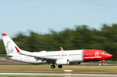 Fem begynte å blø neseblod under rask Norwegian-landing