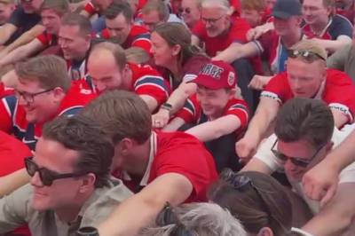 Her tar de norske supporterne over Times Square