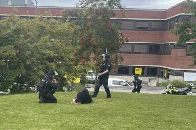 Ny mann siktet – og etterlyst