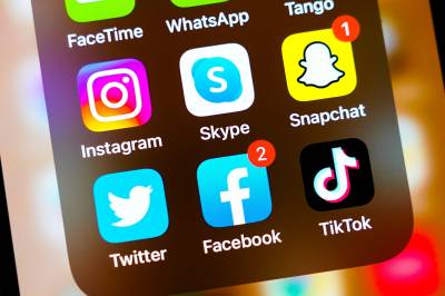Meta, Google og Tiktok anmeldes for svindelannonser i 27 land
