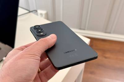 SNIKTITT: Samsung Galaxy S25 Edge