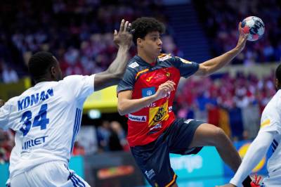 Frankrike med sjokksmell mot Spania i håndball-EM