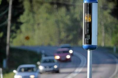 Stakk av med hele fotoboksen