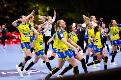 Storhamar klar for ny sluttspillfinale etter drama mot Larvik