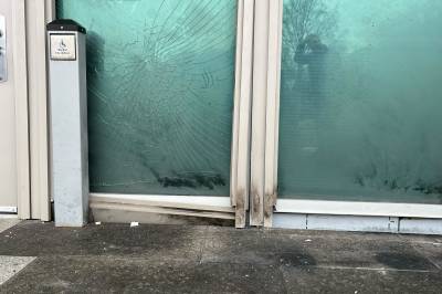 Ambassadebombingen: De tre brødrene vil bli fremstilt for varetektsfengsling på fredag