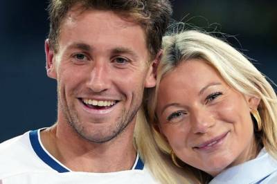 Må reise hvis telefonen ringer