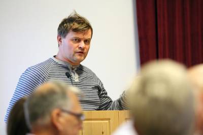 Hvem har styrt Leirfjord Bredband?