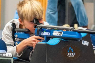 Prøver seg som skiskyttere