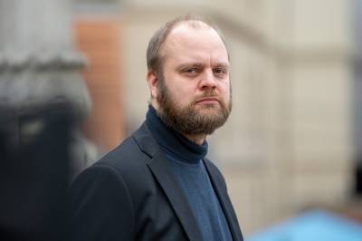 DNB-sjefen tjente 18,7 mill. i fjor: – Et spark i trynet