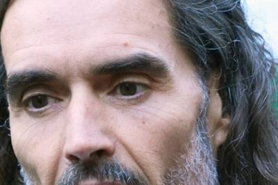Russell Brand hevder ingen vil vitne for ham