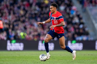 Nusa gir ut personlig bok: – Det var en røff overgang