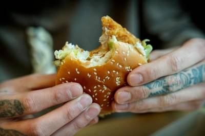 Professor: – Det er mye sunnere å spise på McDonald’s enn Maaemo