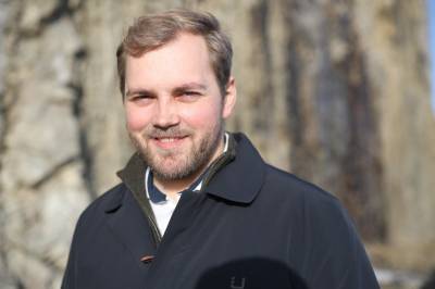 Krever svar om politistudenter