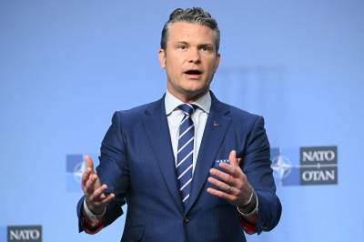 Hegseths stab skadet historisk Eisenhower-globus