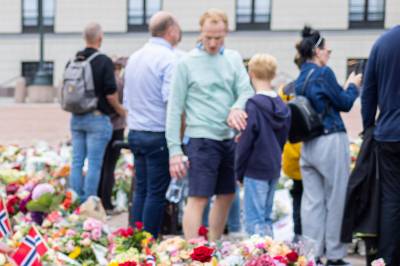 Hørte du rykter om kongens død før han døde?