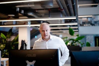 Aker satser på AI-startups: – Tok fem sekunder
