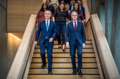 Refser politikernes pengebruk