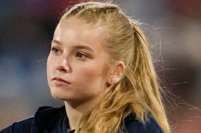 Kitty (23) fortviler: – Vet ikke hva som er galt