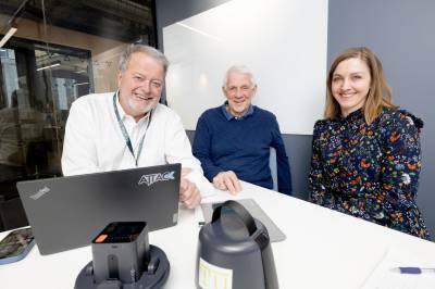 Tiåringen Teknisk sett ser ti år frem: : Vi spår at de humanoide robotene overtar og at T-Rex blir gjenskapt