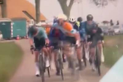 NSN Cycling Team beklager at en syklist slo en rival i hodet