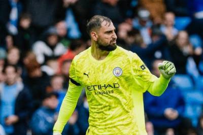 Verdens beste keeper advarer mot to overflødige Manchester United-spillere