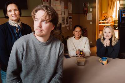 Kunnskaps­ministeren vil kutte tre barne­skole­fag. Dette sier lærerne.