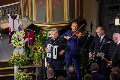 Bjarne Brøndbo i tårer