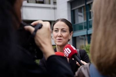 Brenna på vei ut av regjeringen