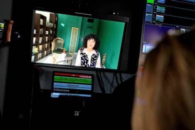 Iransk fredsprisvinner til TV 2: – Kvinnene vil knuse regimet