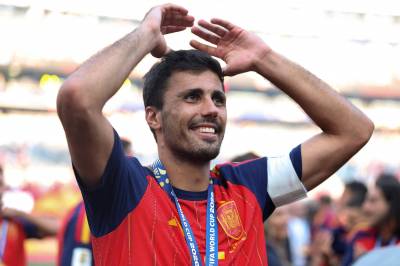 Overgangsbombe: – Barcelona utfordrer Real Madrid om superstjernen