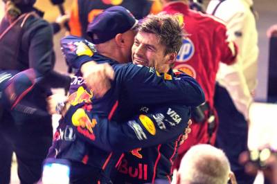 Verstappen vant Qatars Grand Prix etter McLaren-blemme – full spenning før siste VM-runde