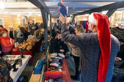 (+) Stort marked: – Over 30 utstillere