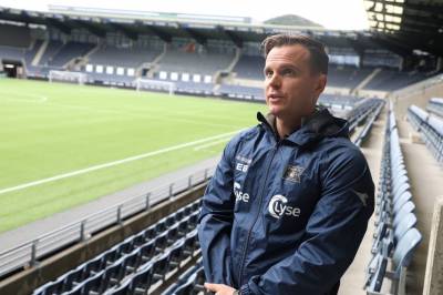 Vil sjekke lydklipp og overvåkingskamera