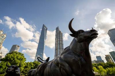 Markant børsfall i Tokyo, men «Kinas Nvidia» til himmels fredag