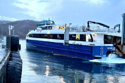 Krever svar om hurtigbåt-tilbudet i Rødøy. – En uholdbar situasjon. Nå må fylkesråden ta ansvar