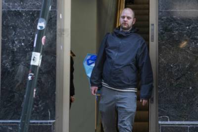 Mímir Kristjánsson (R) truet mann med juling: – Beklager