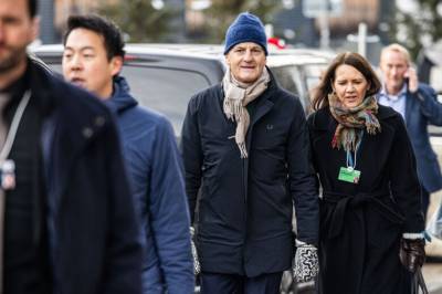 Stusser på Støres votte-valg