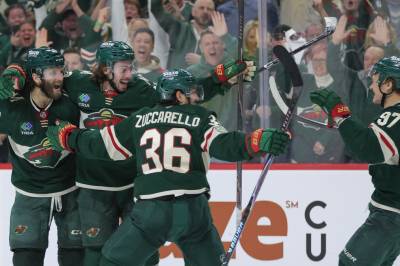 Jubel for Mats Zuccarello: Videre i NHL-sluttspillet