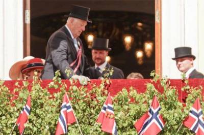 Demokratiforsker: Monarkiets dager ennå ikke talte