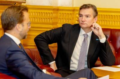 Sykelønn: LO-lederen langer ut mot Asheims «angrep» og «torpedering»