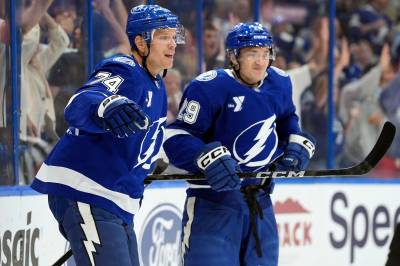 Holmberg med fire målpoeng da Tampa Bay slo Winnipeg