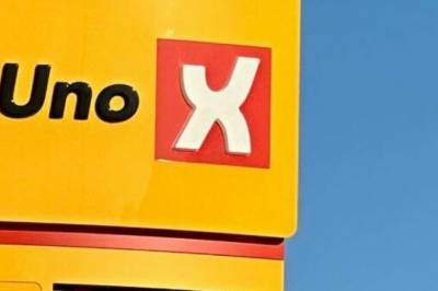 Bensin for under 16 kroner literen: – Vanskelig å si hvor lenge det vil vare